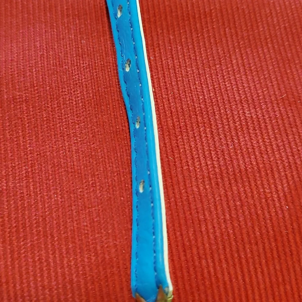Dog collar blue with pearls size 16